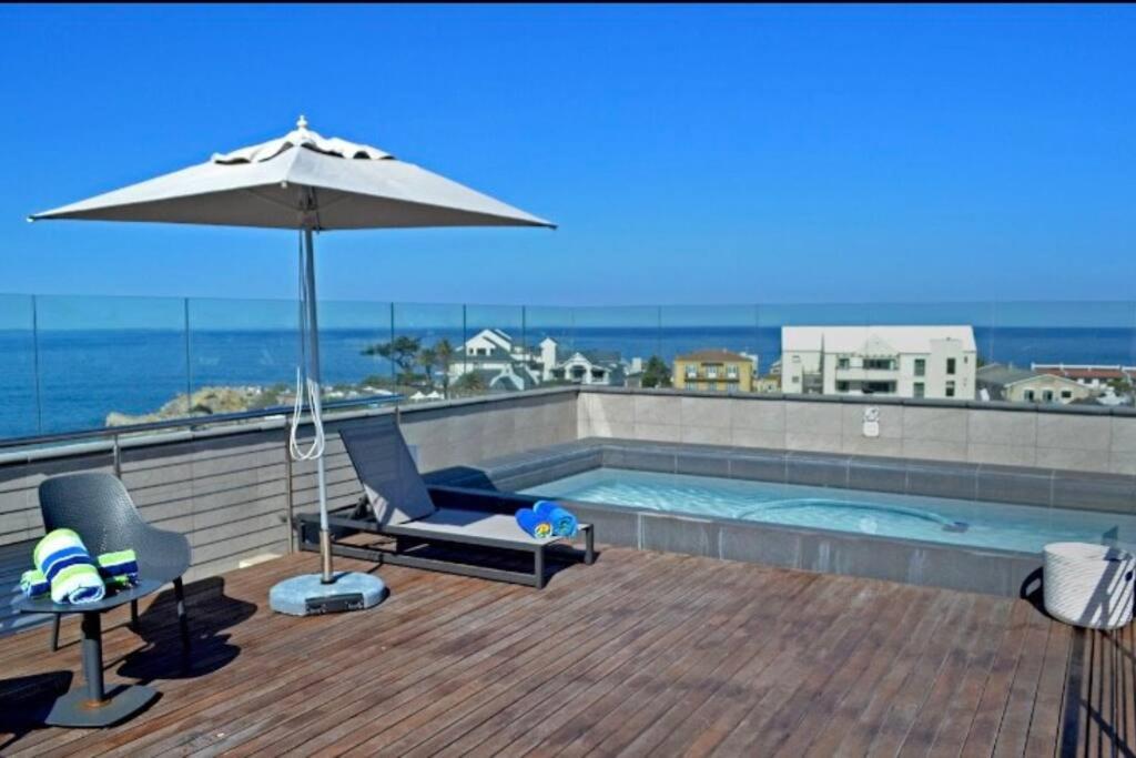 Hermanus Waterfront, Sea View Apartment With Balcony Exterior photo